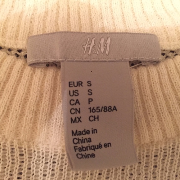 H&M Sweater - Picture 3 of 4